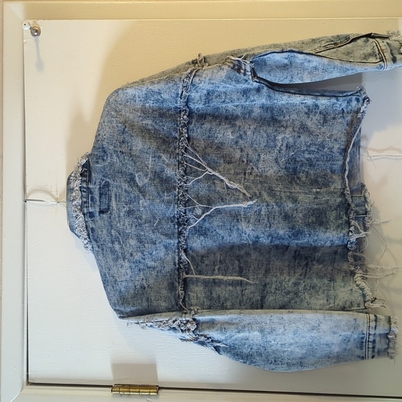 Thrill distressed denim jacket - Picture 7 of 12